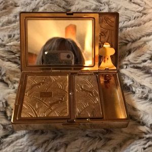 Vintage makeup box